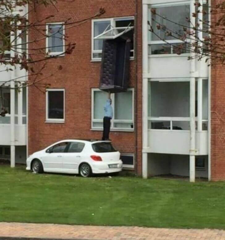 Reasons Why Women Live Longer Than Men